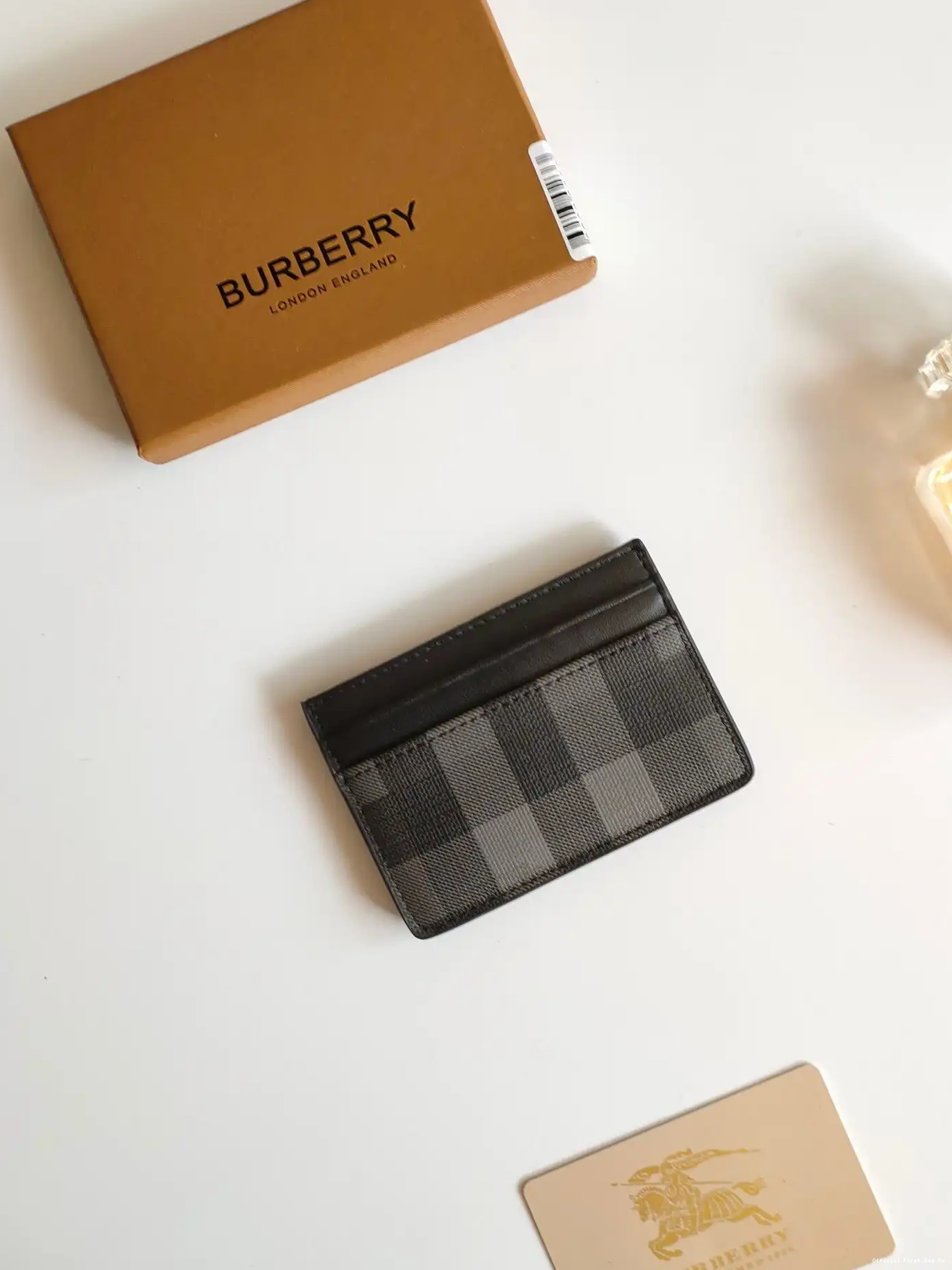 Official FirstBag Ru CARD CASE BURBERRY 0605